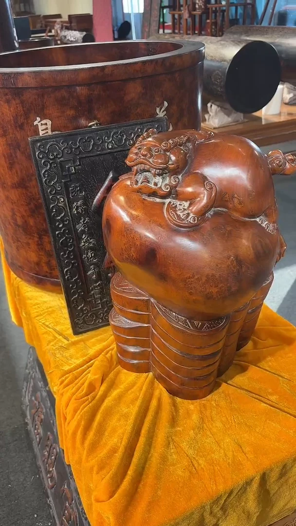 木木雕款龙**跃黄花梨皮球摆件4260