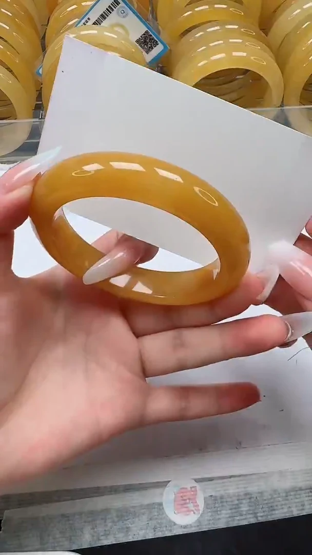 未镶嵌手镯石英质玉173