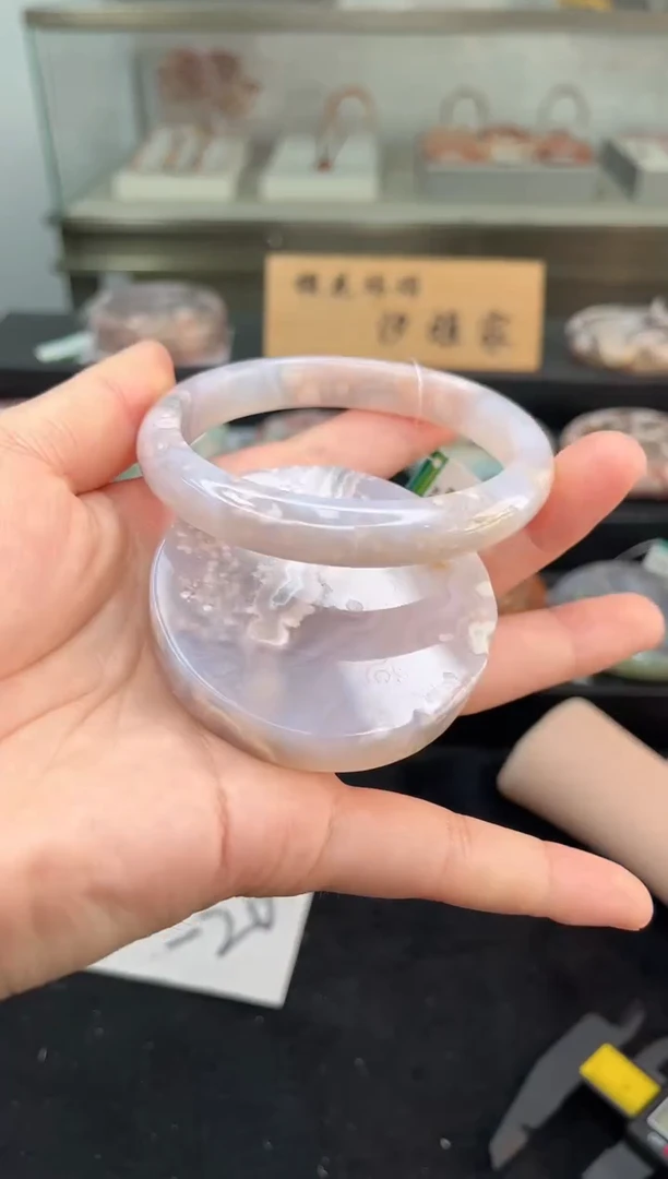 未镶嵌手镯石英质玉60圈口（赠品镯心）1749392