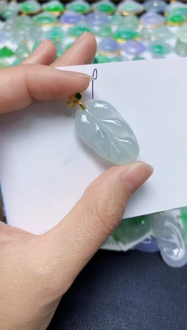 翡翠未镶嵌颈饰 天然缅甸翡翠A货