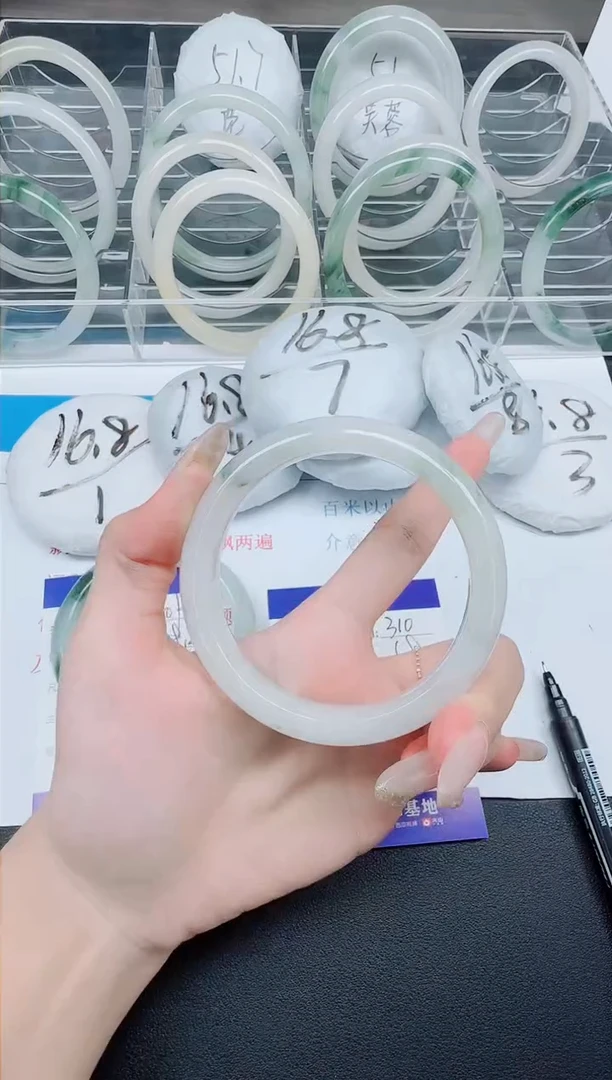 石英质玉手镯未镶嵌310-59