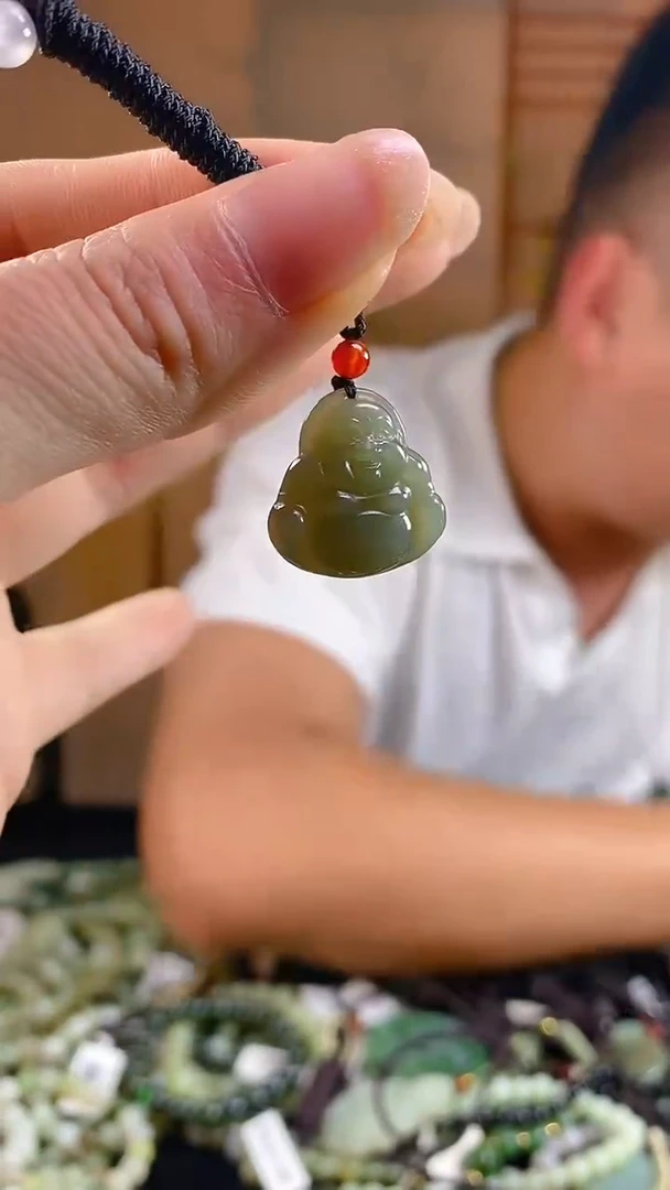 和田玉未镶嵌颈饰多样性发货，拍一发一