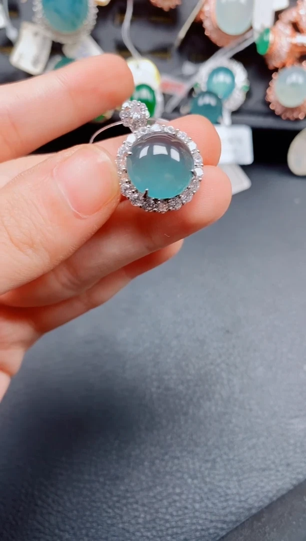 吊坠(赠链)银S925镶嵌翡翠翡翠