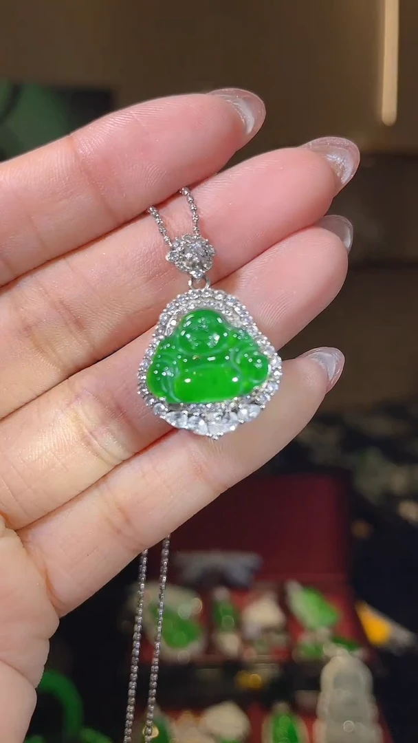 【闪购商品】翡翠吊坠(不含链)银S925镶嵌天然翡翠A货