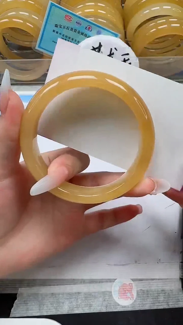 未镶嵌手镯石英质玉89