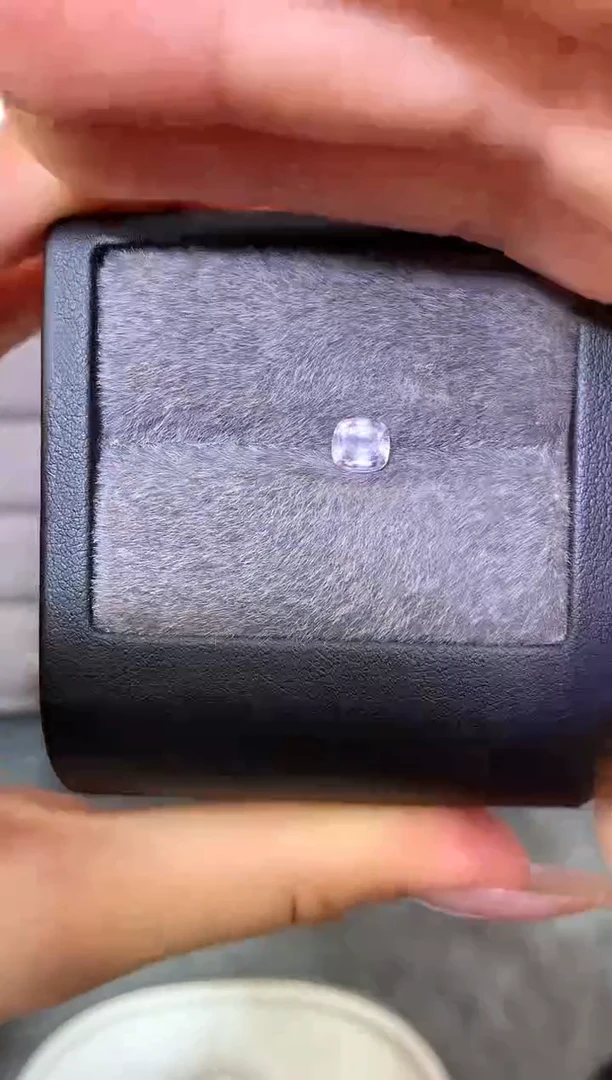 裸石尖晶石枕型 金属银色调 0.79ct