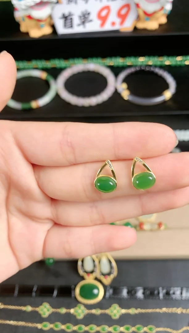 银S925镶嵌和田玉耳饰1