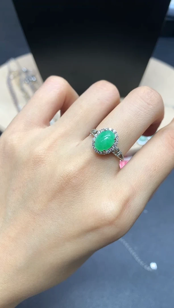 【闪购商品】翡翠戒指银S925镶嵌蛋面【无服务费】