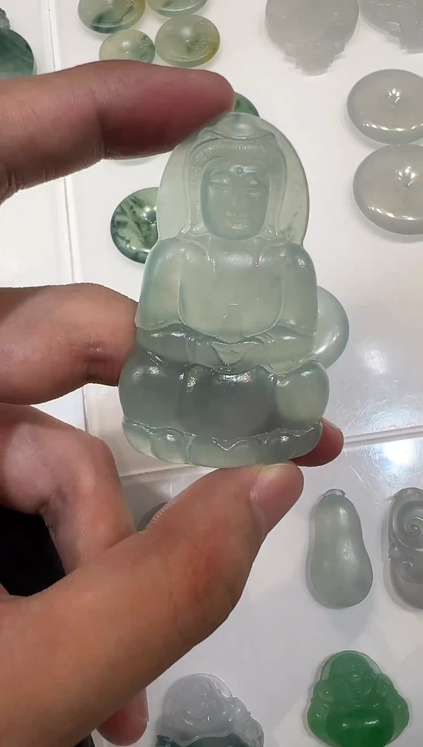 未镶嵌定制翡翠观音