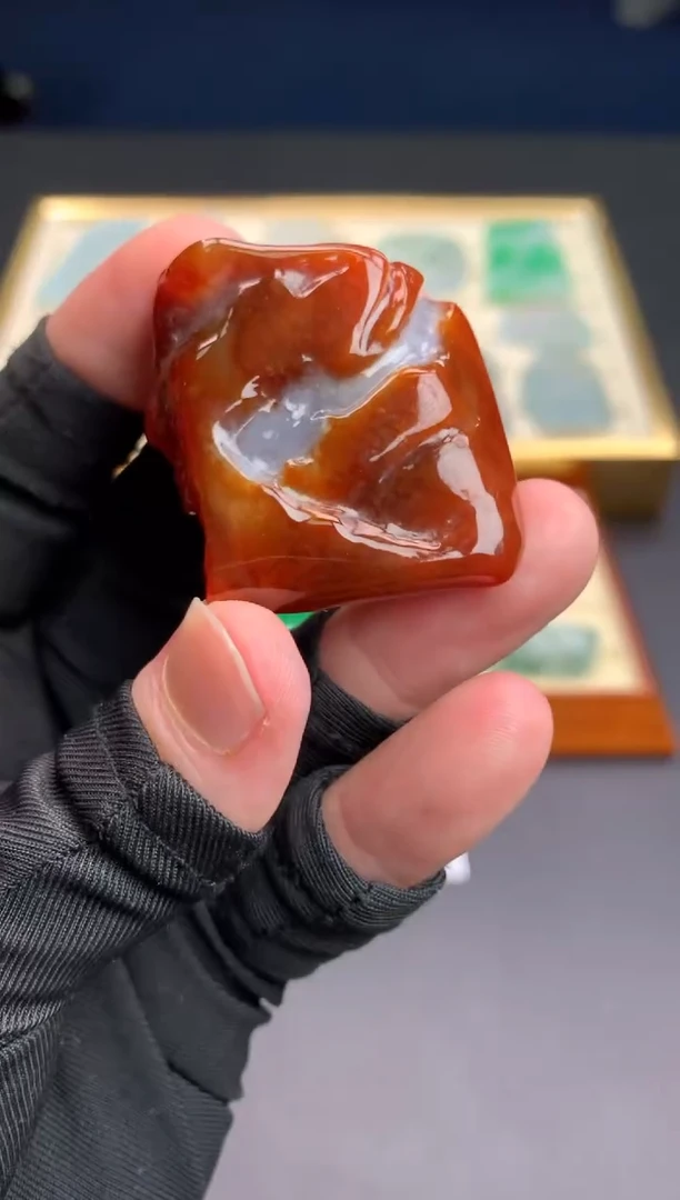 定制翡翠未镶嵌        