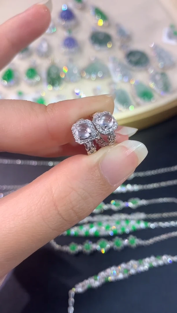 翡翠18K金镶嵌耳饰A62  |  2680