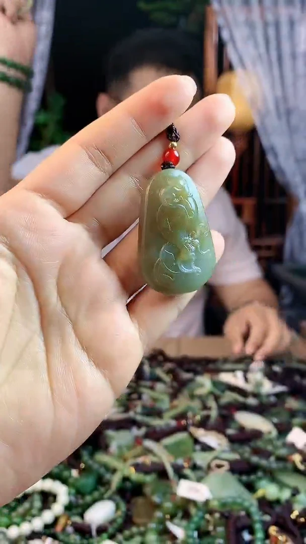 和田玉未镶嵌挂件多样性发货拍一发一