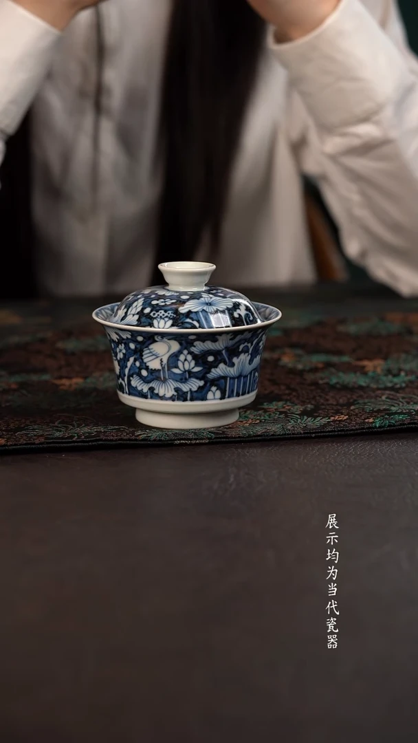 雲山敬古蓝地一路莲科马蹄盖碗
