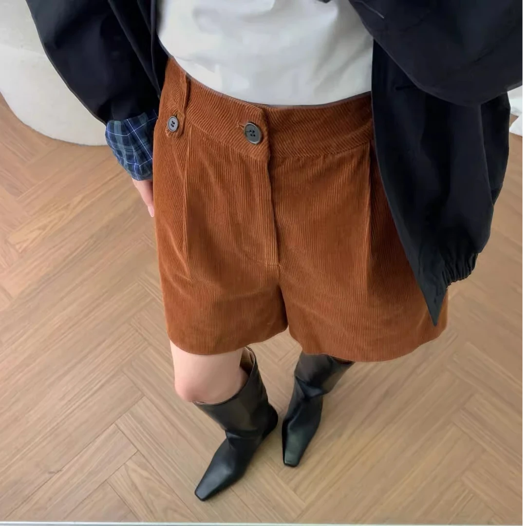 高端货~显瘦的万能神裤超级推荐遮胯显瘦灯芯绒休闲短裤秋冬穿搭