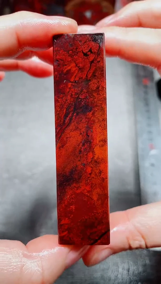 玉桂林鸡血玉素章2.0左右红13