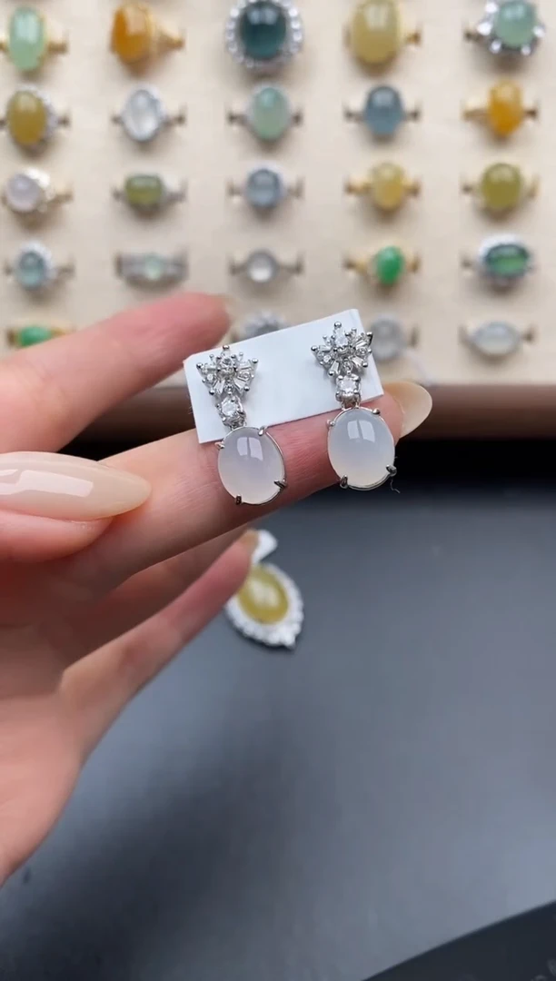 银S925镶嵌翡翠耳饰一物一证一礼盒