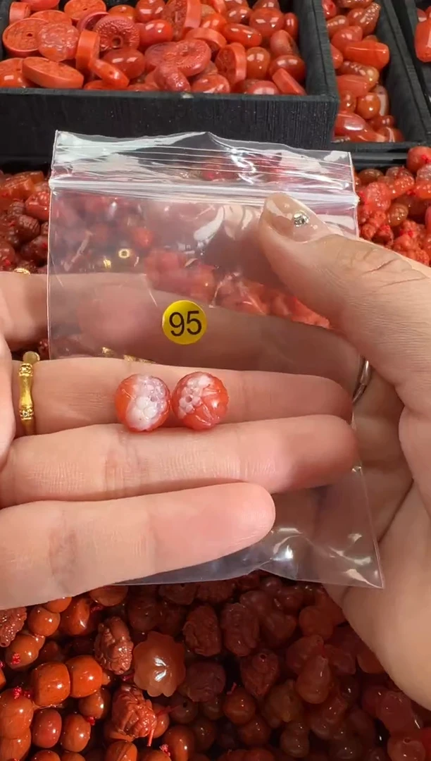 【闪购商品】南红玛瑙颈饰未镶嵌11