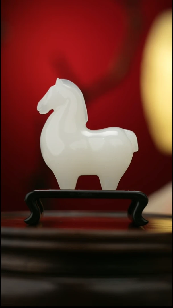 玉【马到成功】天然玉石摆件