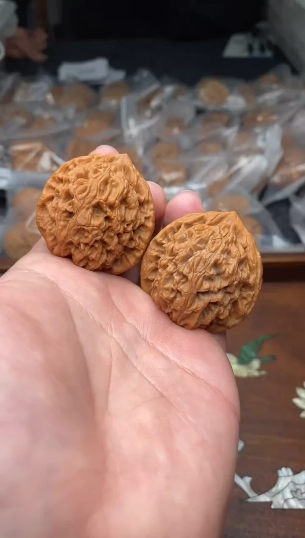 【闪购商品】文玩核桃把件A132号39尺水龙纹