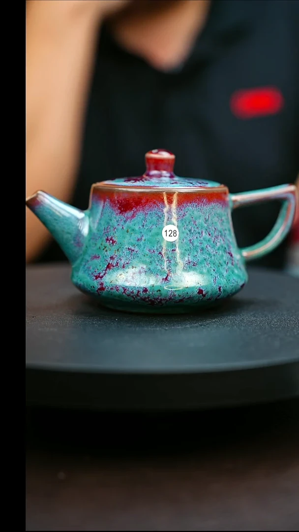 128#原矿钧瓷炉钧釉井栏壶