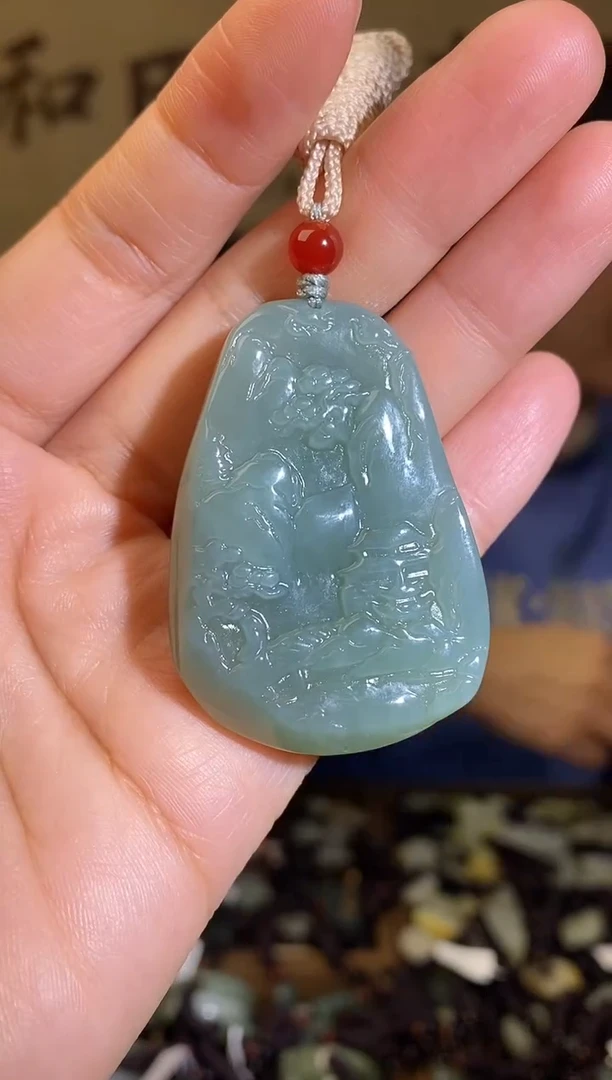 颈饰未镶嵌和田玉1