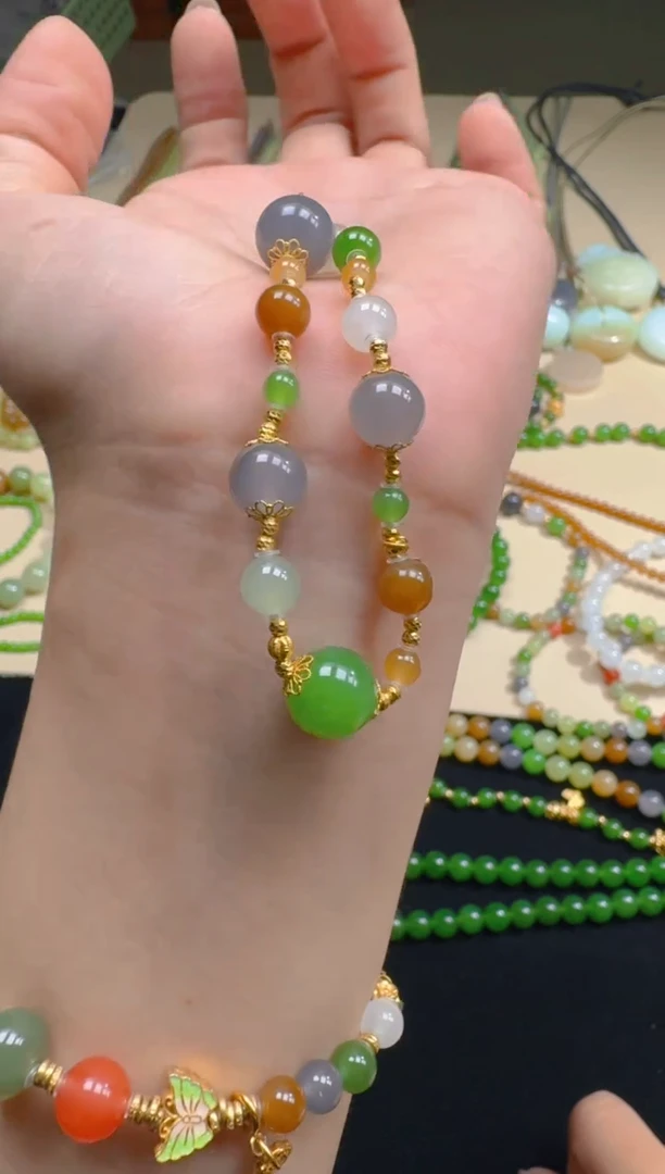 18K金镶嵌手串和田玉团购多样性发一件