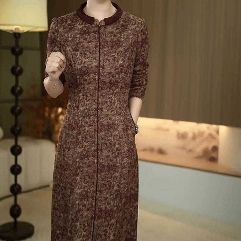 B080【连衣裙】2025秋季新款中式优雅气质减龄休闲高贵大气连衣裙