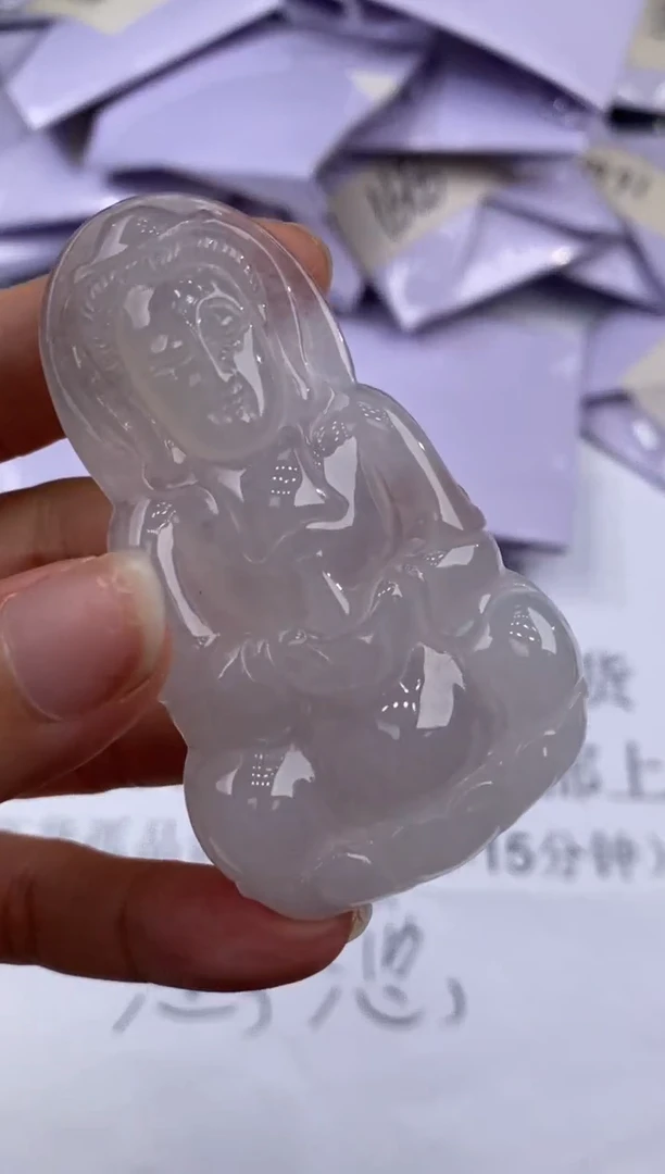 未镶嵌挂件翡翠307709       多人