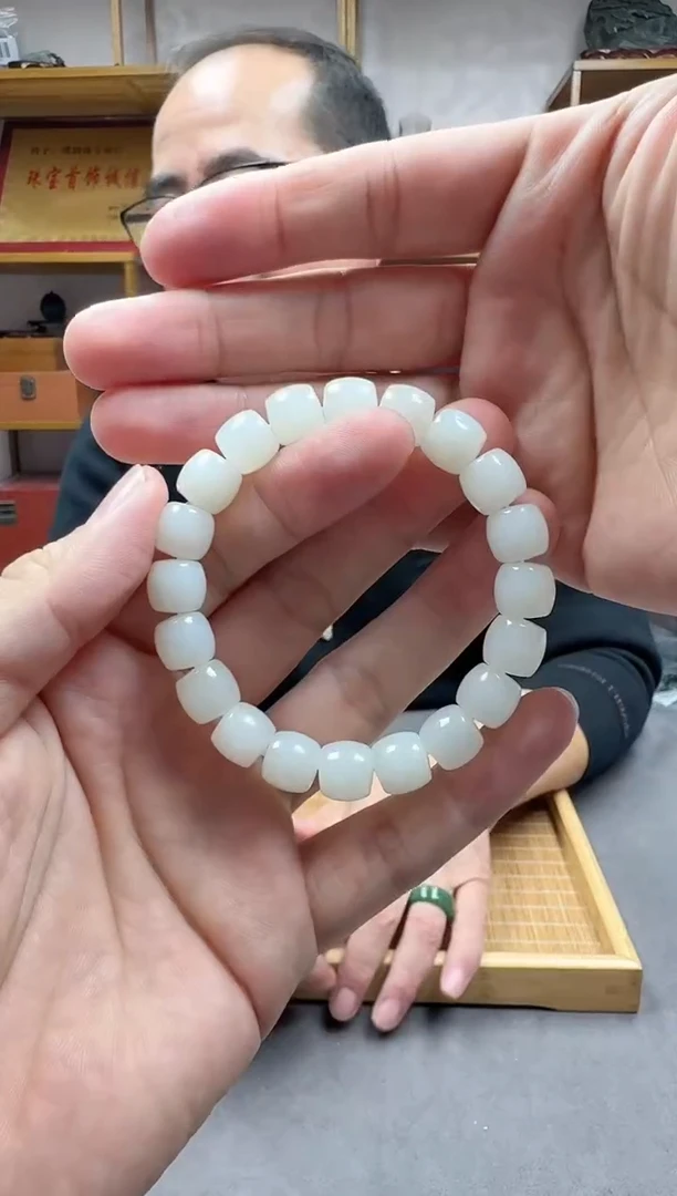 未镶嵌手链和田玉10