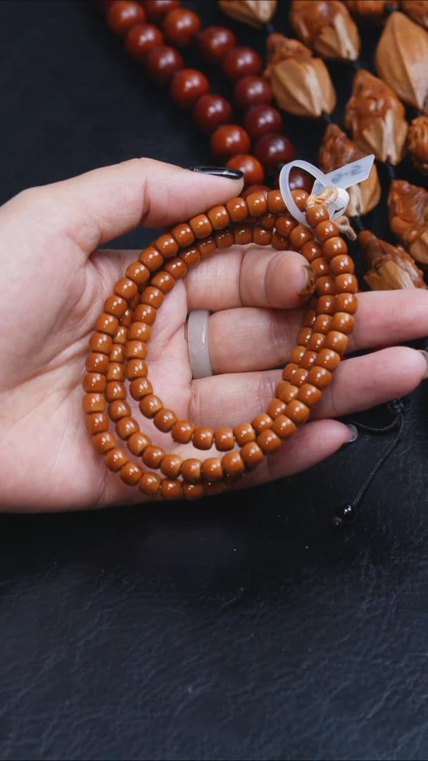 吊坠橄榄核边*鱼0.64核尖108核