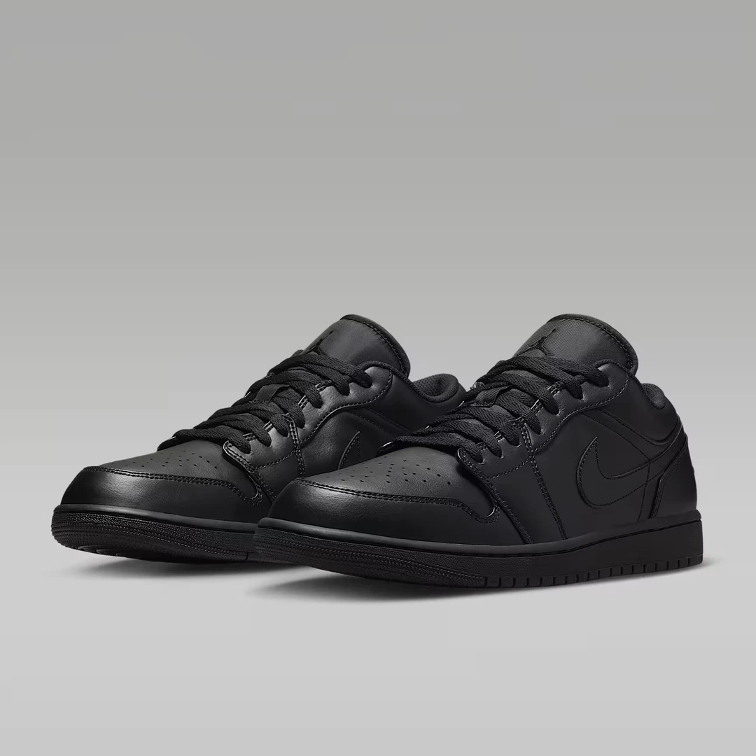 耐克/NIKE男子纯黑色AJ1百搭耐磨休闲低帮板鞋 553558093