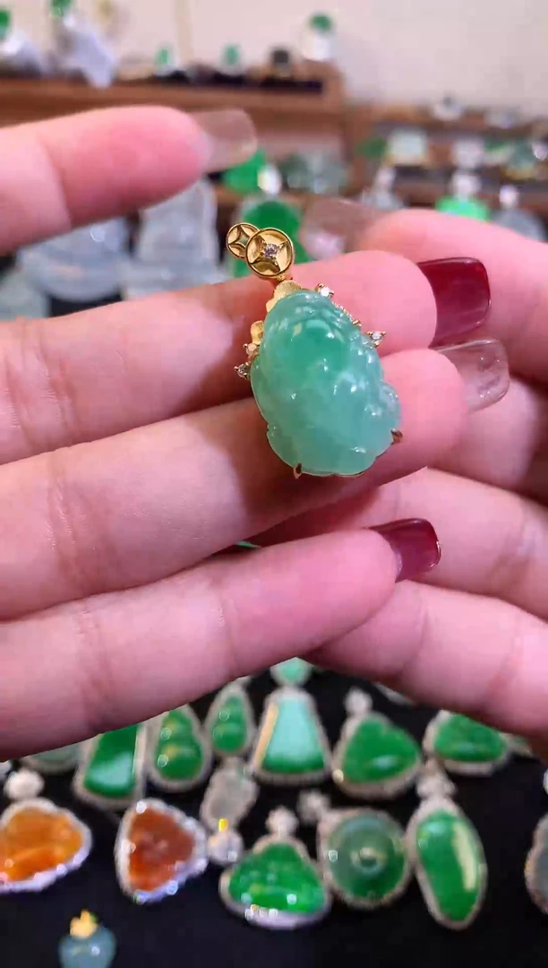 【闪购商品】翡翠颈饰银S925镶嵌缅甸天然A货翡翠