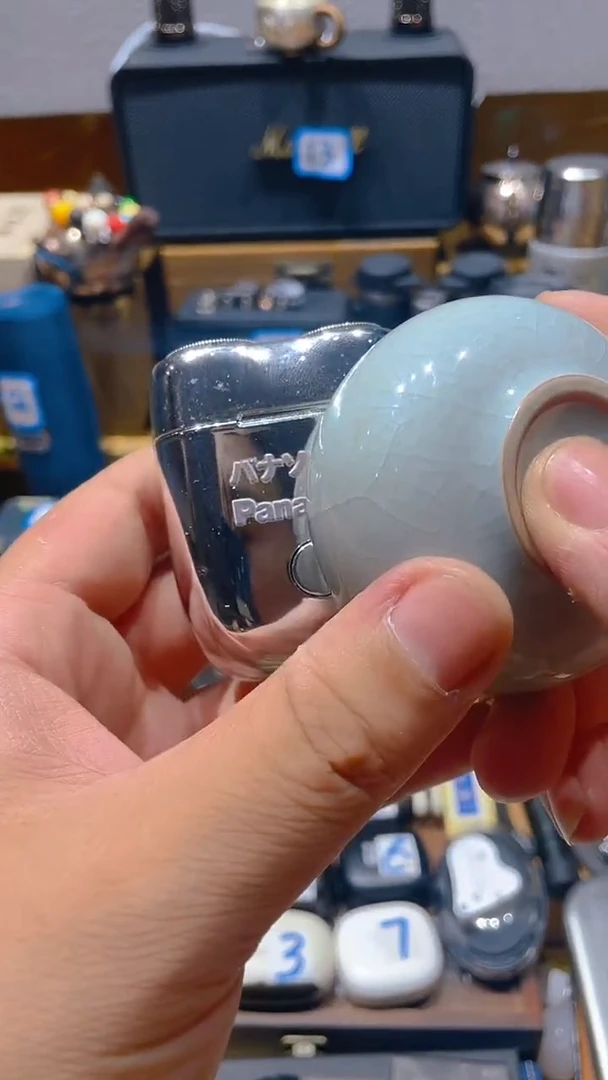 瓷片闪购商品 如图所示