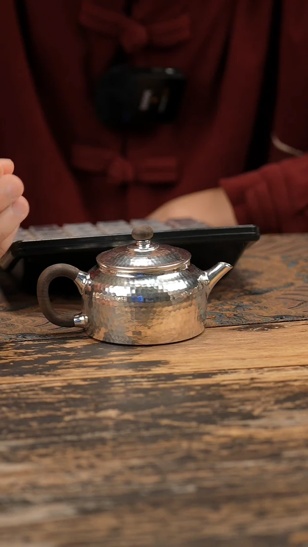手工锤纹德钟壶1壶