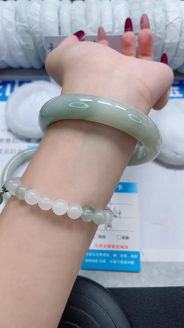 未镶嵌手镯石英质玉167-62/63