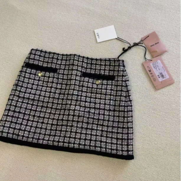 未使用 MIU MIU/缪缪 格纹半身短裙 黑灰/36