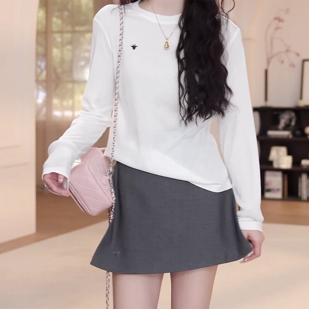 夏季薄款圆领2025新款刺绣小蜜蜂百搭显瘦白色 套头T恤上衣女