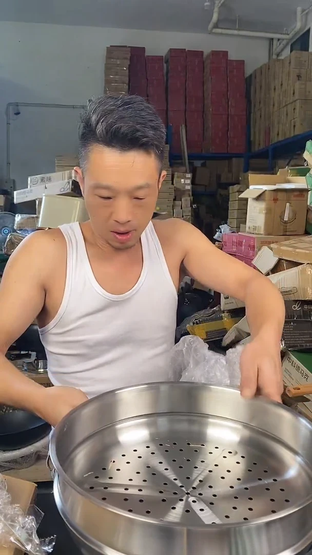 食品级塑料1孤品铁锅32＋蒸笼
