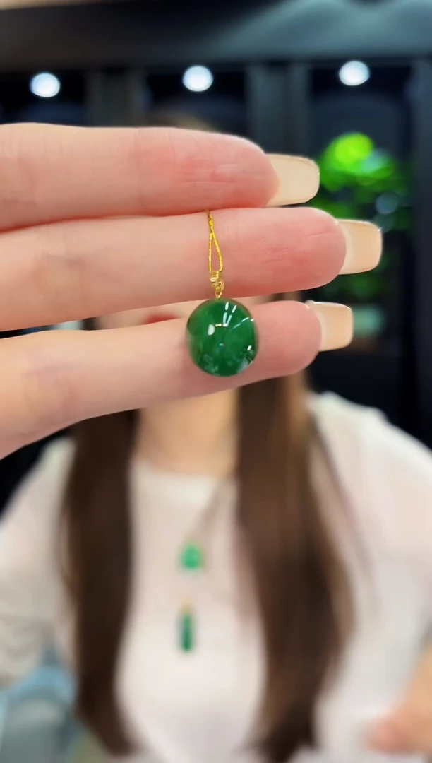 翡翠18K金镶嵌吊坠(不含链) 缅料A货/支持复检/一件