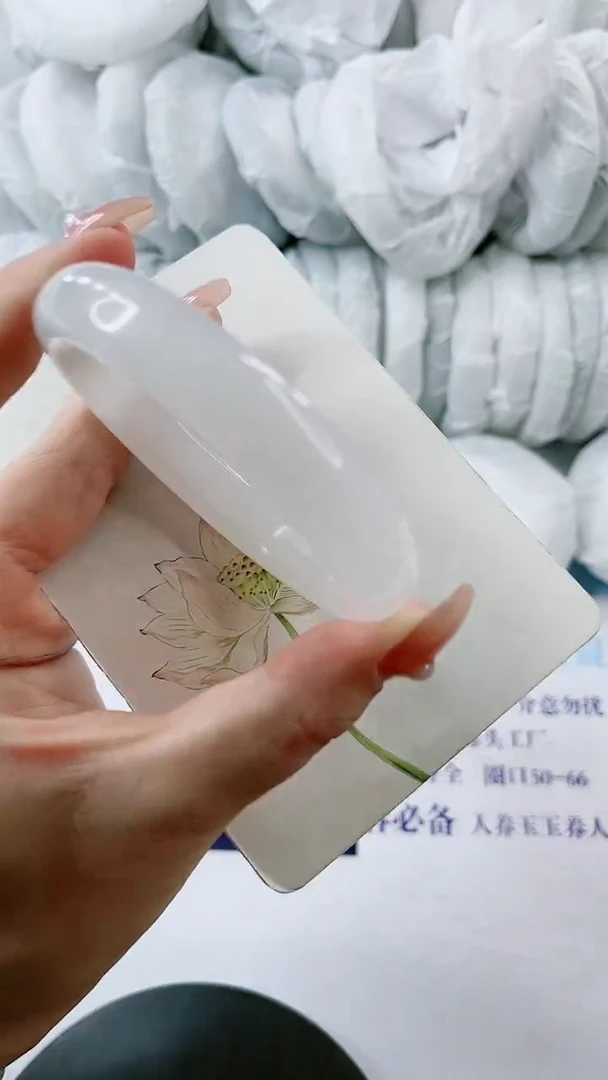 【闪购商品】石英质玉手镯未镶嵌0011717573-多样性发货