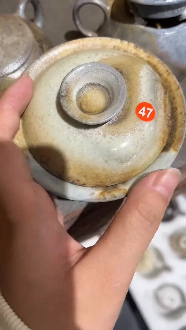 盖碗47号容量120-130ML中白泥 小落渣