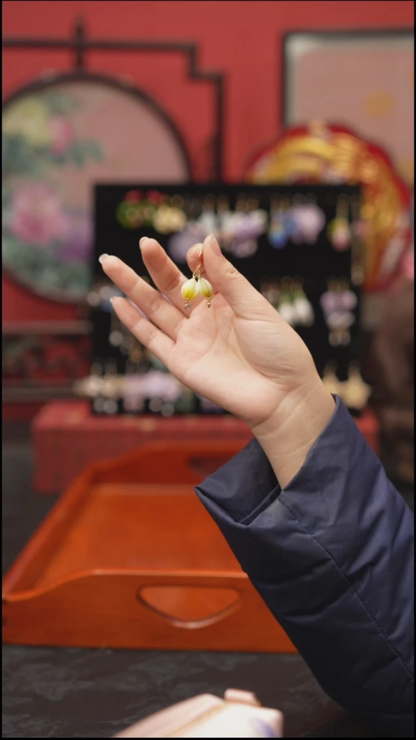 刺绣非遗苏绣手工饰品