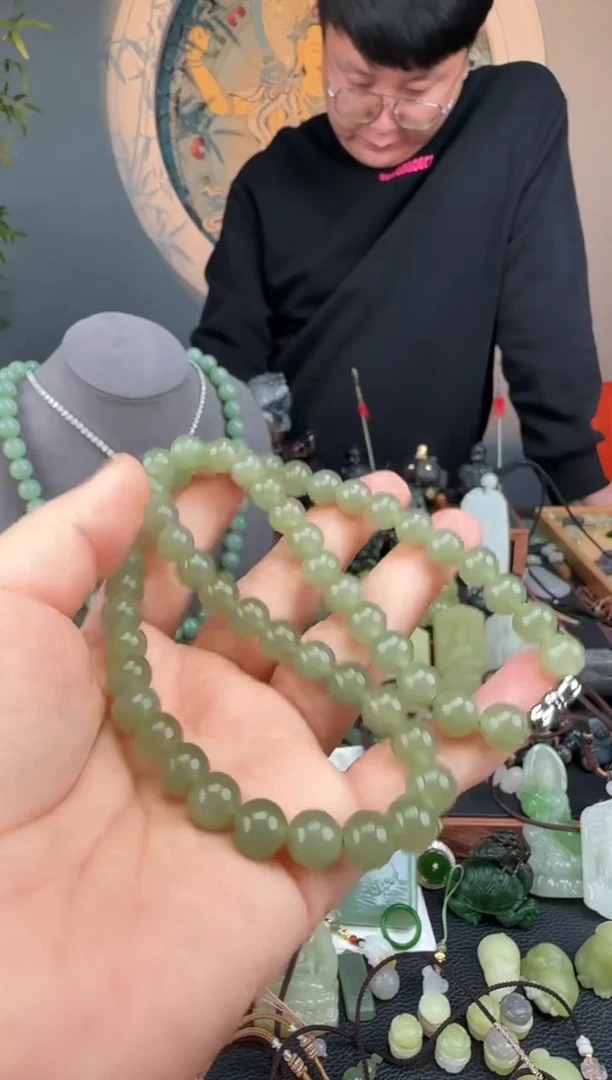 颈饰未镶嵌和田玉和田玉