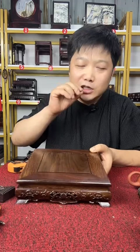 木黑檀正方底座19.5CM