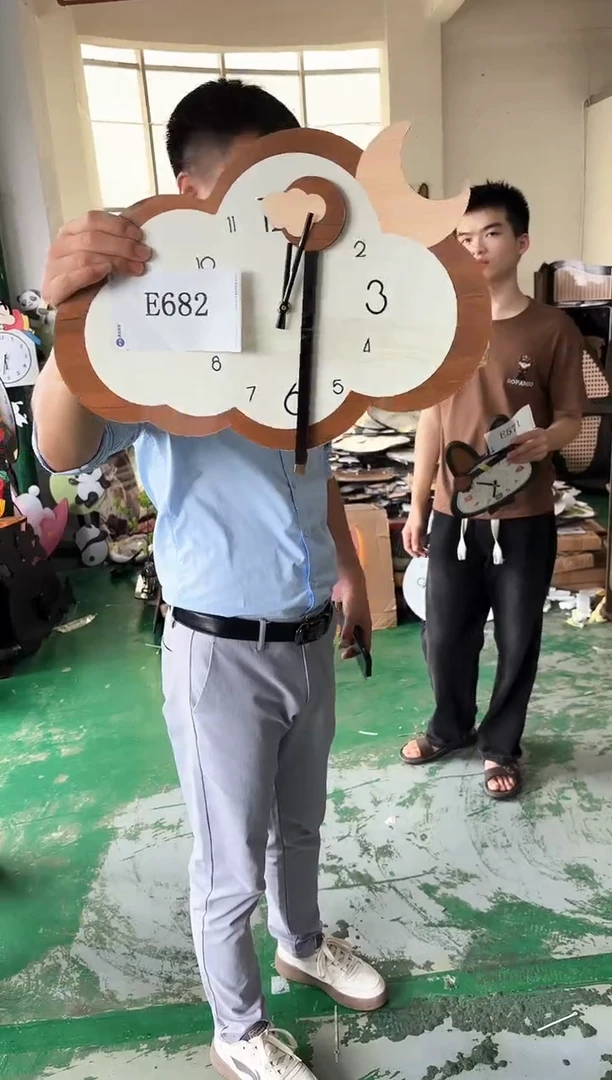 横款孤品微瑕果果闪购E682