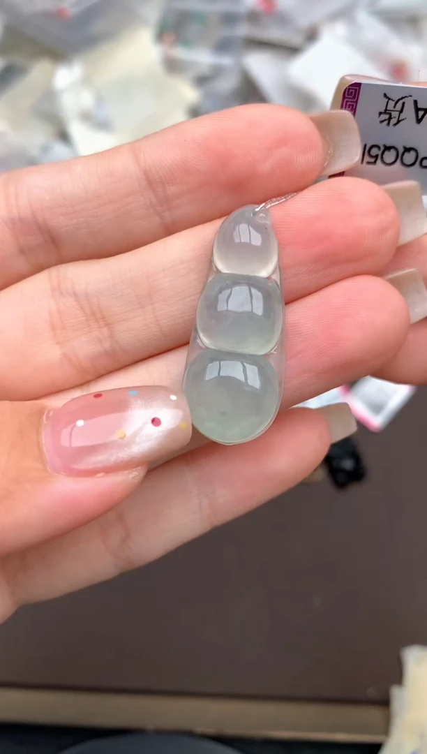 未镶嵌挂件翡翠一