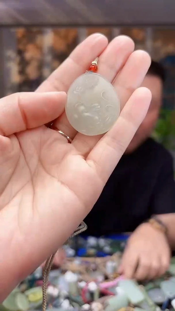 和田玉未镶嵌挂件拍一发一