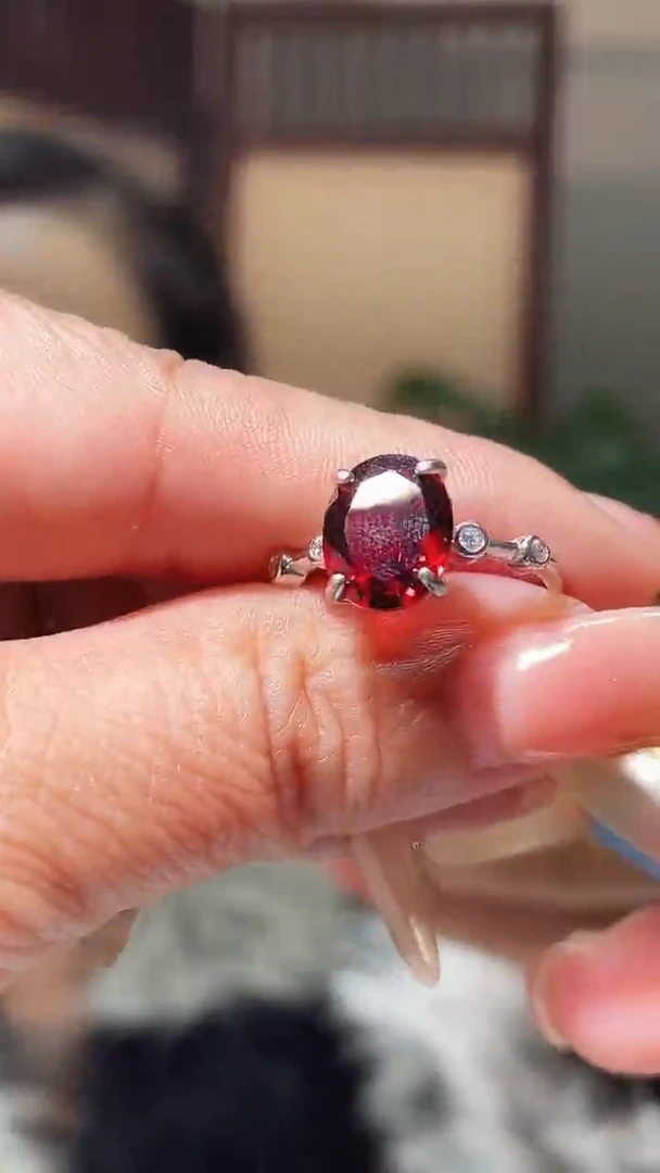 银S925镶嵌戒指石榴石石榴石