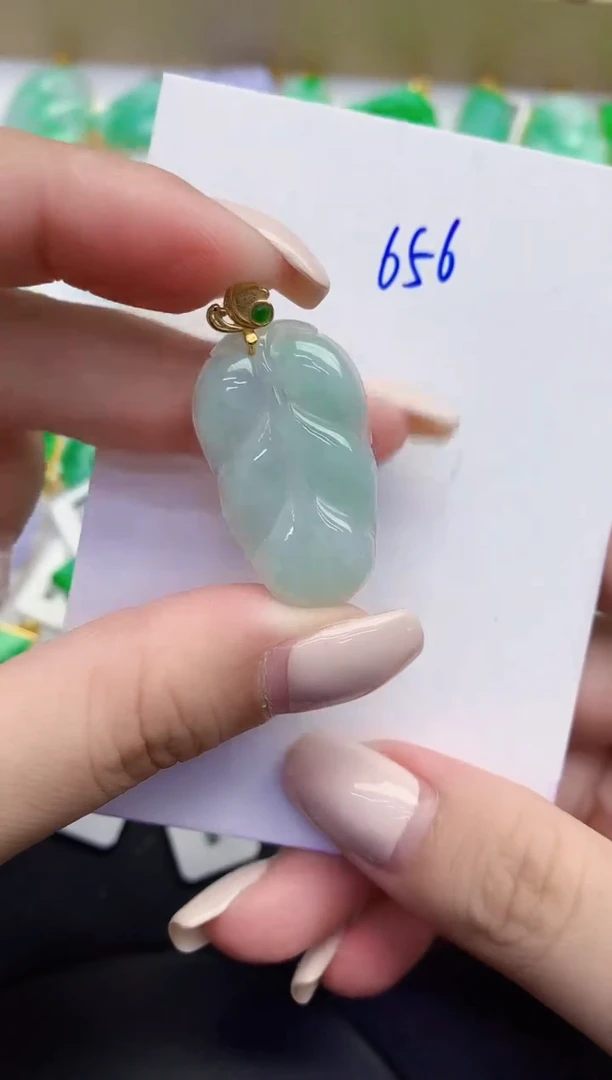 颈饰未镶嵌翡翠缅甸天然翡翠A货