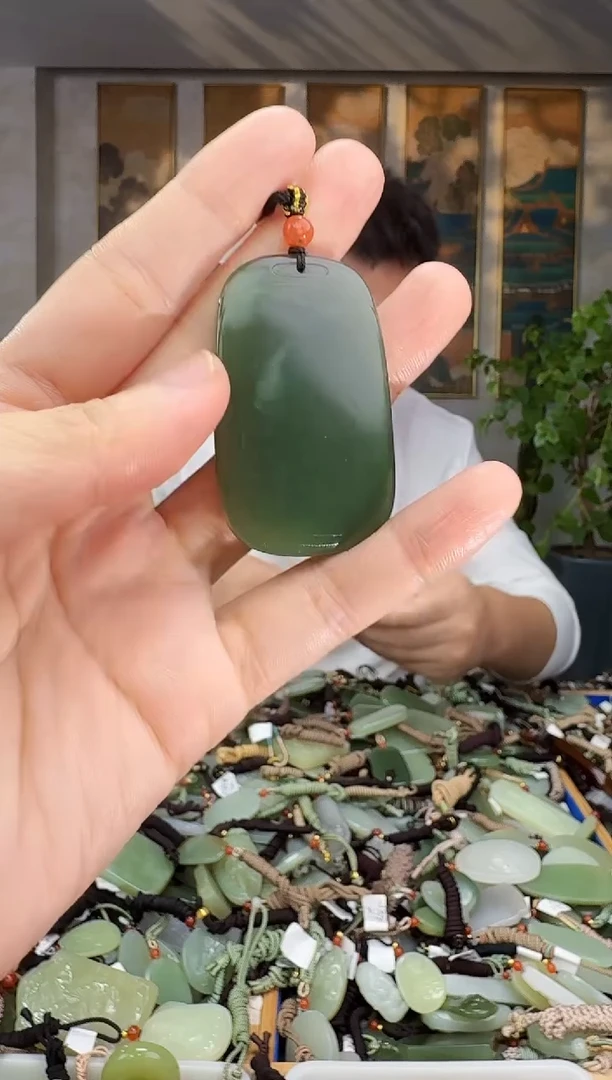 未镶嵌和田玉挂件拍一发一